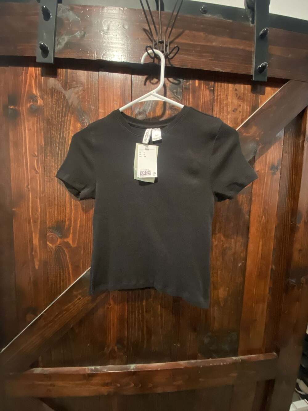 New with tags H&M Divided Basic Ribbed Crewneck Tee Size S Black